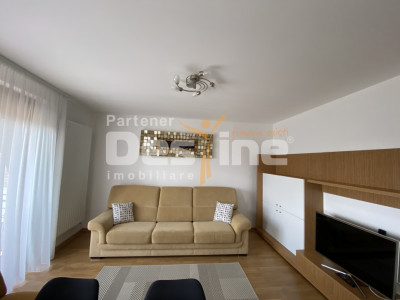 Apartament cu 2 camere, cu balcon si loc de parcare privat, cartierul Tractorul 