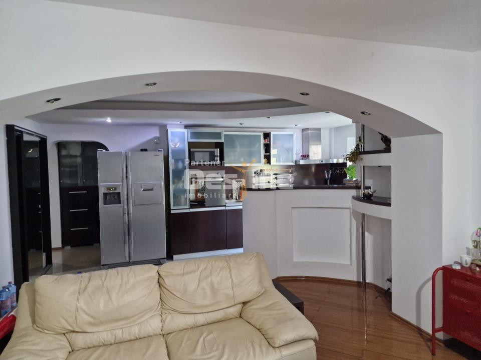 13 Septembrie-Drumul Sării | 3 camere | 82mp | et 2/4 | mobilat | 203.500 euro