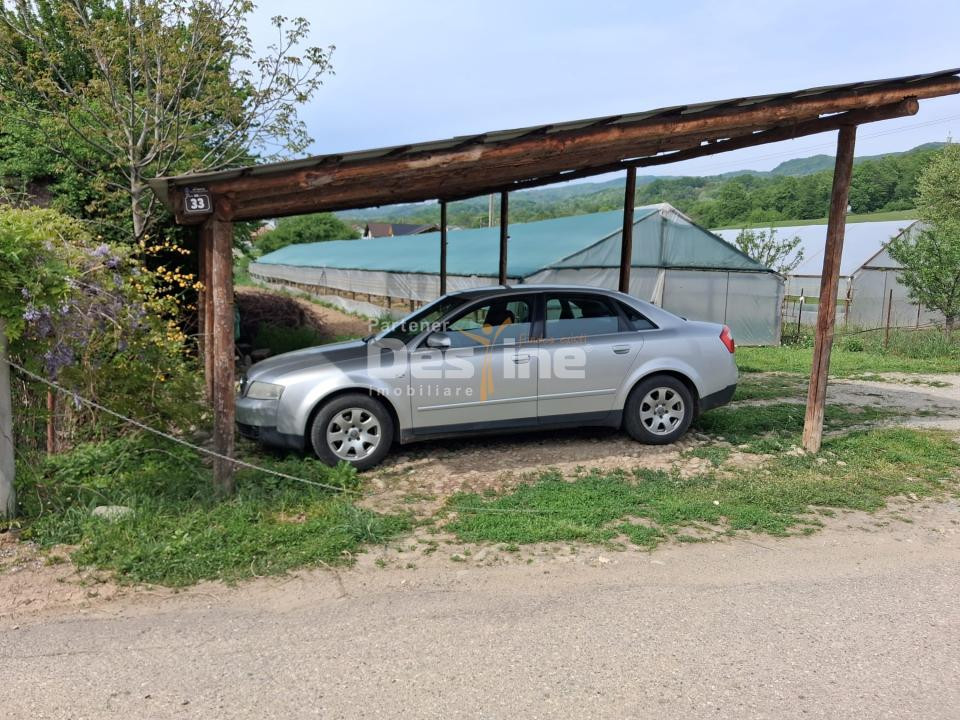 Loturi teren intravilan în Dăești, cu utilități complete, solar și garaj 