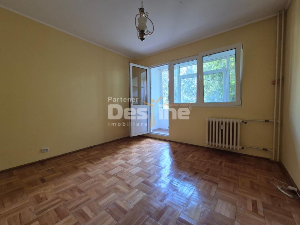 Apartament 3 camere I etaj 3/4 I 69mp I bloc 1965 I Berceni