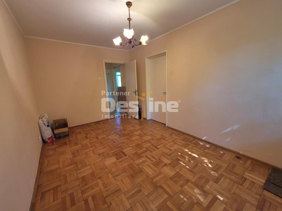 Apartament 3 camere I etaj 3/4 I 69mp I bloc 1965 I Berceni