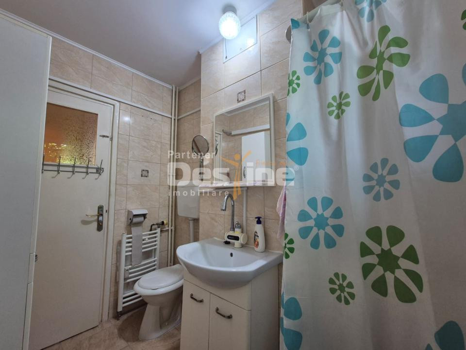 Apartament 3 camere I etaj 3/4 I 69mp I bloc 1965 I Berceni