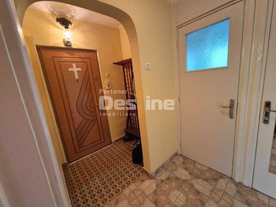 Apartament 3 camere I etaj 3/4 I 69mp I bloc 1965 I Berceni