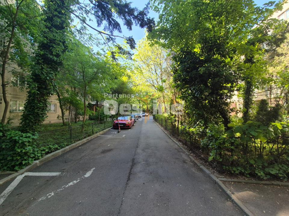 Apartament 3 camere I etaj 3/4 I 69mp I bloc 1965 I Berceni