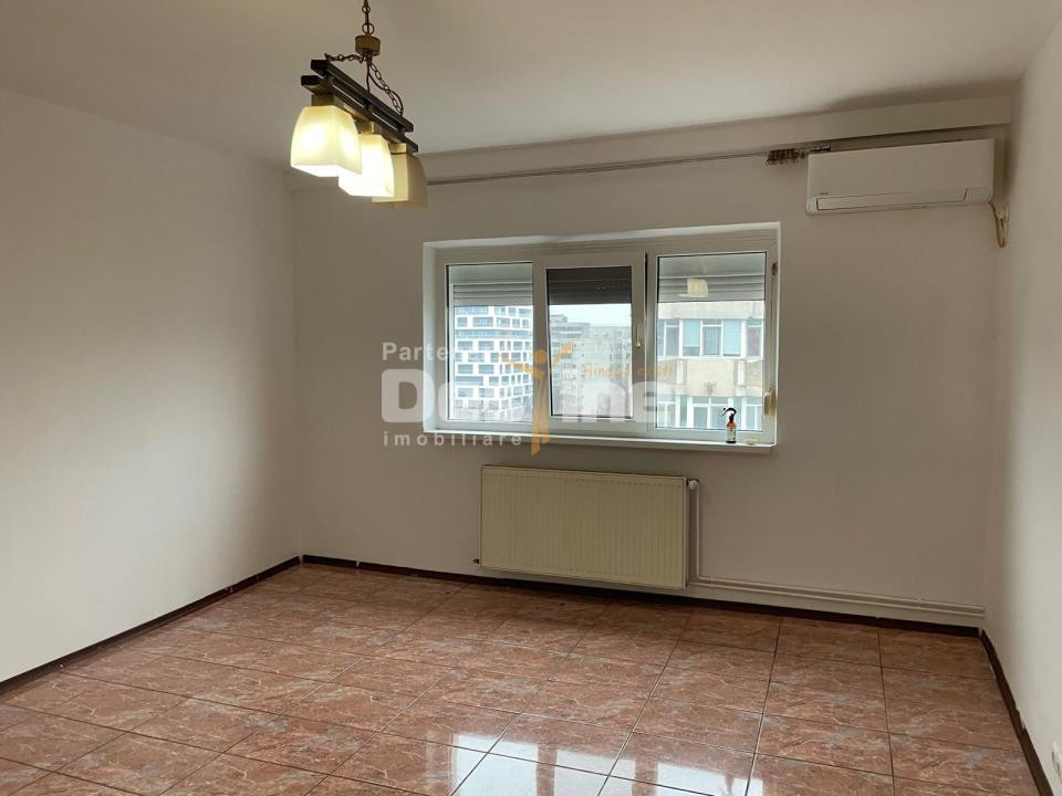 13 Septembrie-Prosper | 3 camere | 82mp | et 8 | renovat | 137.000 euro