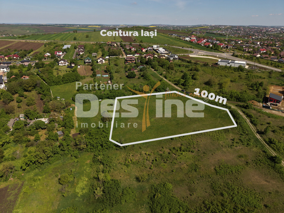 Teren compact intravilan 8000 mp vedere spre Lac, utilități