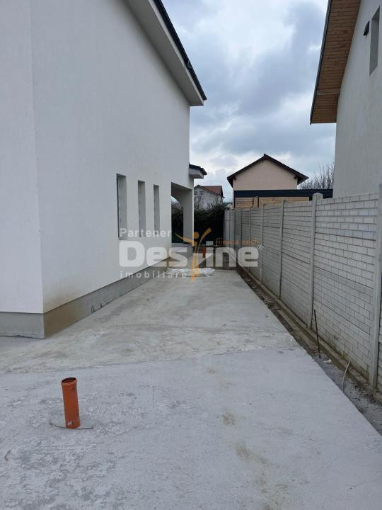 Casă tip duplex P+1 | sc. 140 mp | teren 250 mp | 2 parcări | Măgurele-Varteju