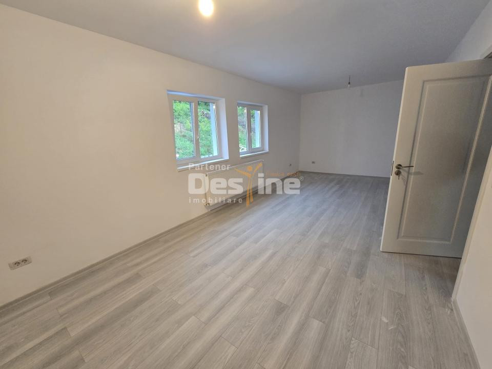Vila Individuală Valea Lupului – 600mp Teren – Canalizare & Asfalt