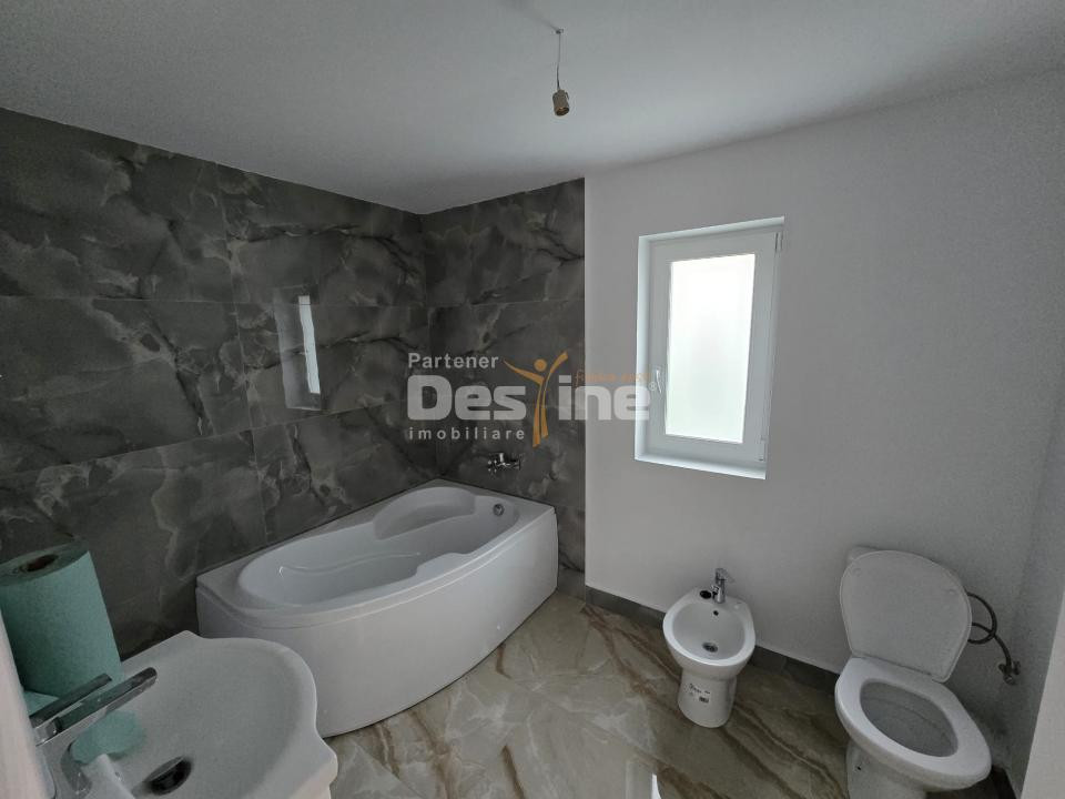 Vila Individuală Valea Lupului – 600mp Teren – Canalizare & Asfalt