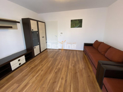 Garsoniera situata la etaj intermediar, cu balcon si loc de parcare, Avantgarden