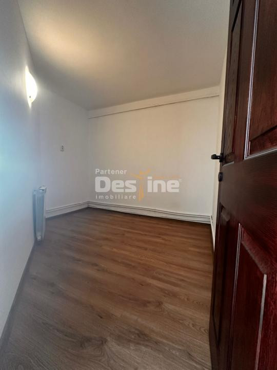 Garsoniera de vanzare 25.500€  zona Darmanesti