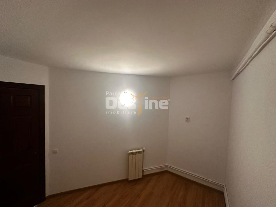 Garsoniera de vanzare 25.500€  zona Darmanesti