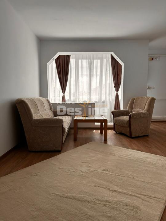 Garsoniera de vanzare 25.500€  zona Darmanesti