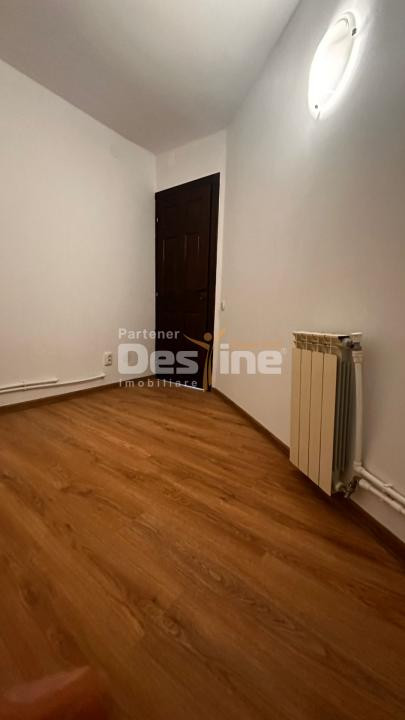 Garsoniera de vanzare 25.500€  zona Darmanesti