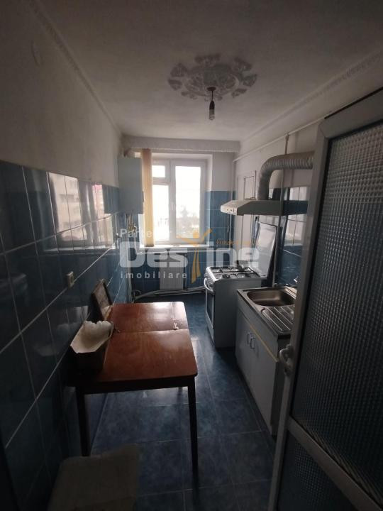 Grasoniera 42 mp strada Rozelor in spate la OMV 38.000€