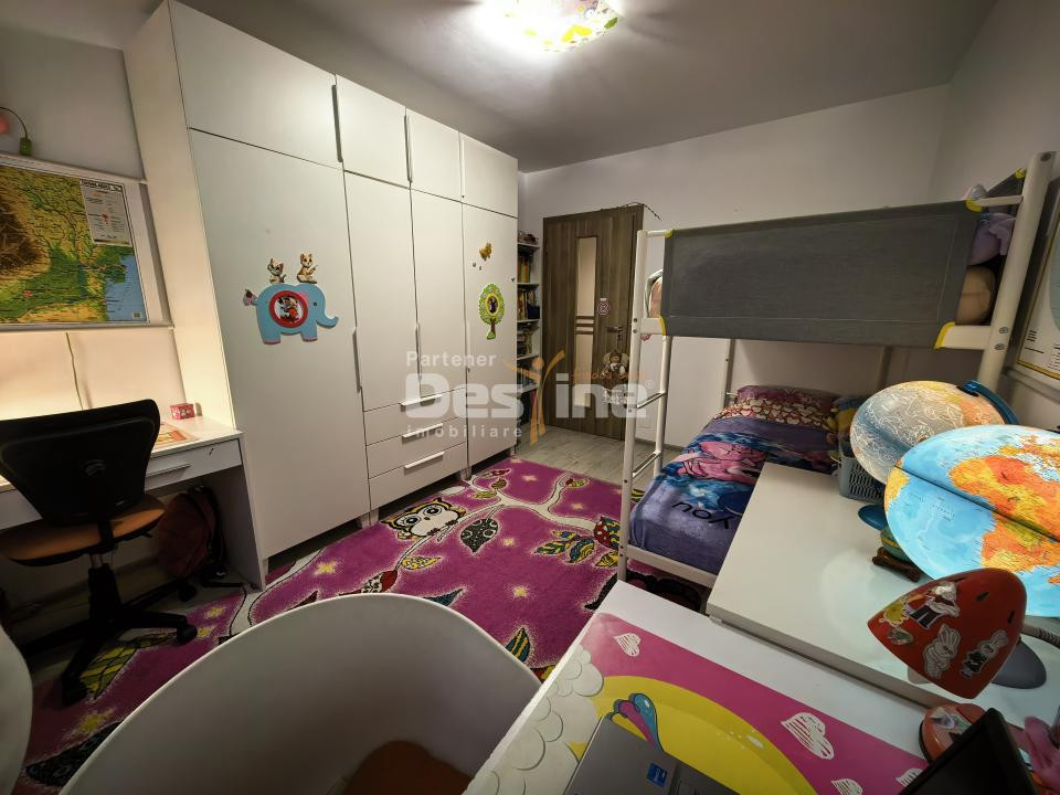 Apartament 2 camere 53 mp renovat mobilat etaj 1 Podu Roș
