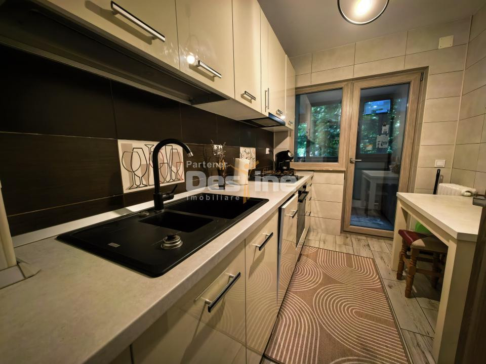 Apartament 2 camere 53 mp renovat mobilat etaj 1 Podu Roș