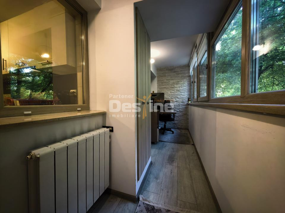 Apartament 2 camere 53 mp renovat mobilat etaj 1 Podu Roș
