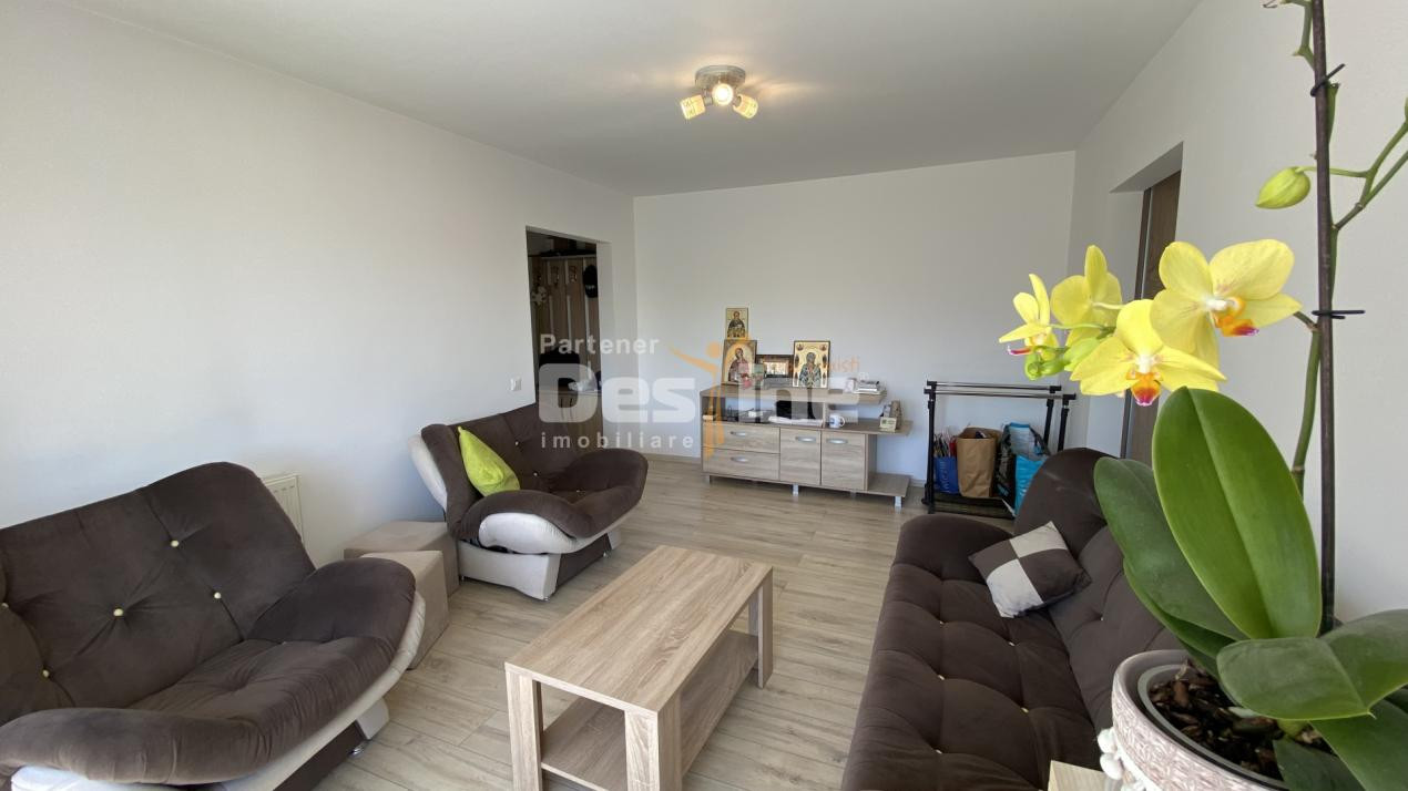 Apartament 2 camere la etaj intermediar, bloc izolat, in zona Spitalul Judetean