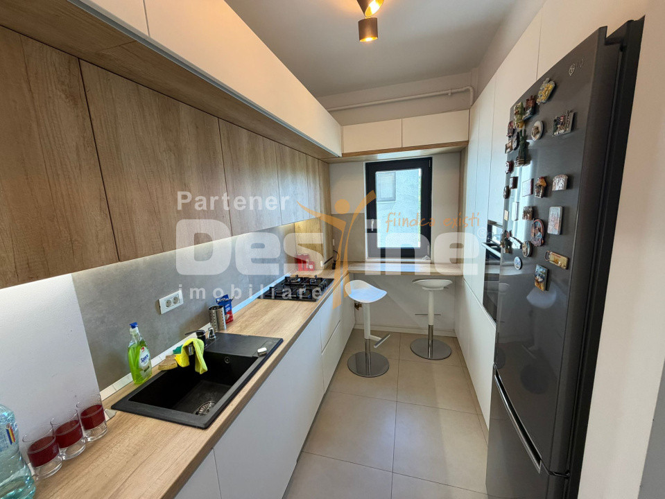 Apartament 3 camere open space, 71.5mp, zona Calea Severinului