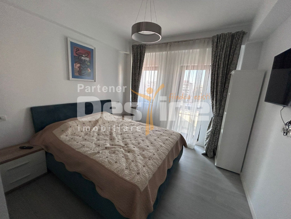 Apartament 3 camere open space, 71.5mp, zona Calea Severinului