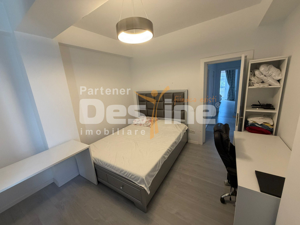 Apartament 3 camere open space, 71.5mp, zona Calea Severinului