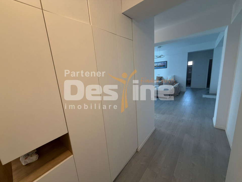 Apartament 3 camere open space, 71.5mp, zona Calea Severinului