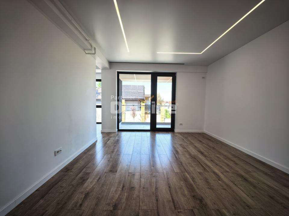 Apartament 2 camere 57 mp 2 balcoane etaj 1