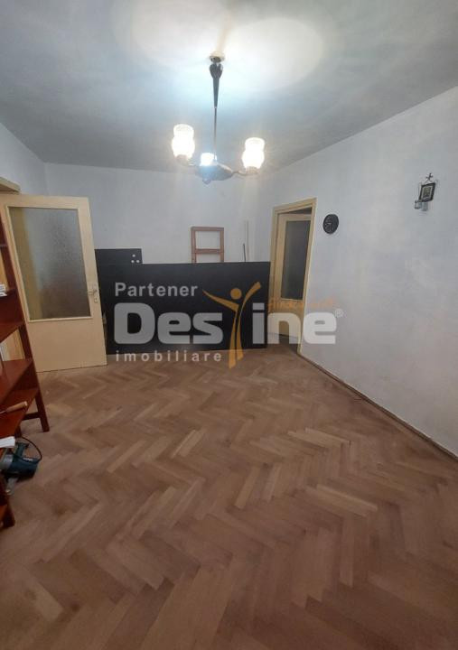 Apartament 3 camere, parter, Nord