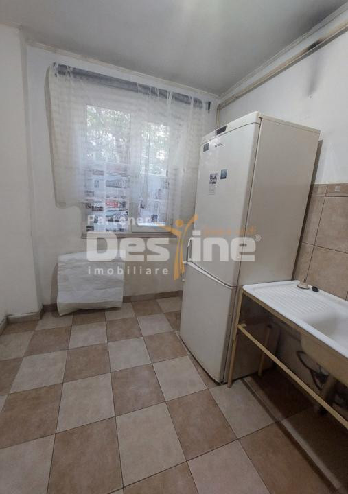 Apartament 3 camere, parter, Nord