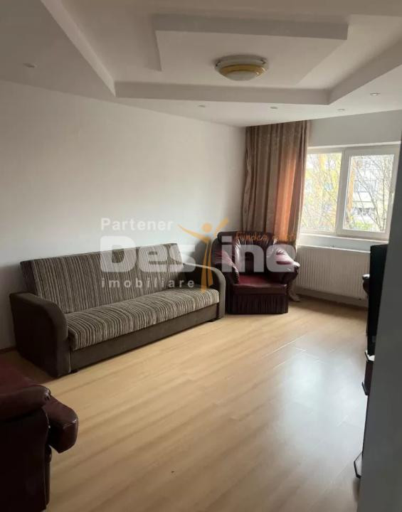 Apartament 2 camere, zona Mihai Bravu, Ploiesti, etaj intermediar