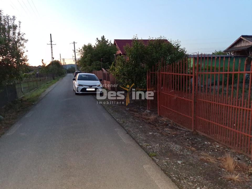 Teren Intravilan de Vânzare – Băbeni, Zona Braia – Pct. La Școală