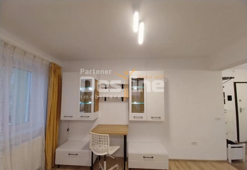 Studio la etaj intermediar,  pet friendly,  boxa, situat in cartierul Tractorul
