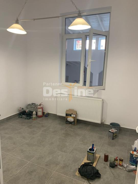 Dacia - Vasile Lascar I Vila 9 camere I Renovata recent