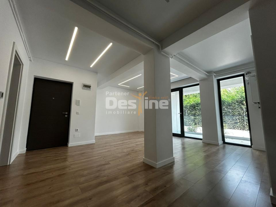 Apartament 2 camere open space etaj 1 Rediu + loc parcare intabulat