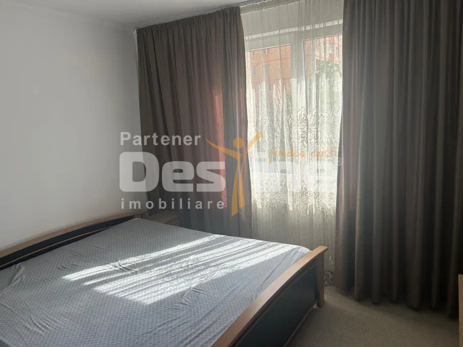Apartament 2 camere 55 mp etaj intermediar, cu balcon, situat pe Calea Bucuresti