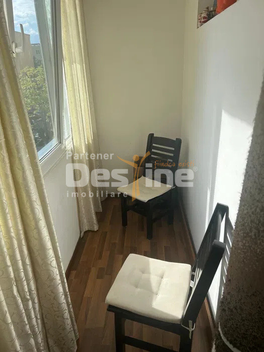 Apartament 2 camere 55 mp etaj intermediar, cu balcon, situat pe Calea Bucuresti