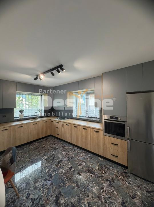 Casă individuala parter + subsol, 4 camere, 136,7 mp utili, 500 mp teren Breazu