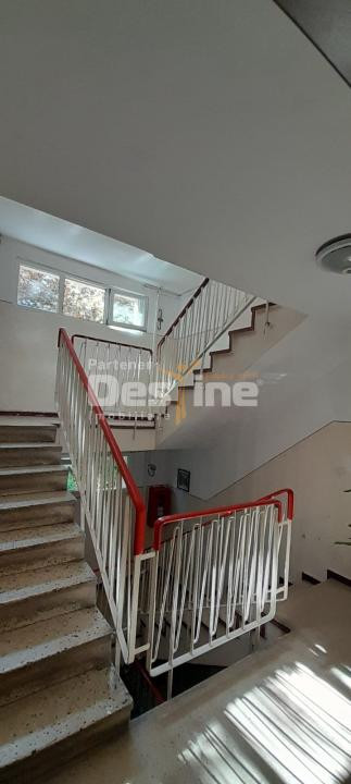 Titan | 3 cam | 64mp | et 1 | bloc reabilitat | metrou 3 minute | 135.000 euro