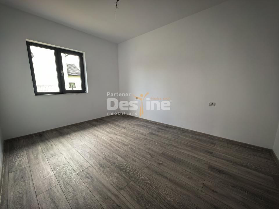 Casă individuală 3 camere 2 bai 313 mp teren Lunca Cetațuii