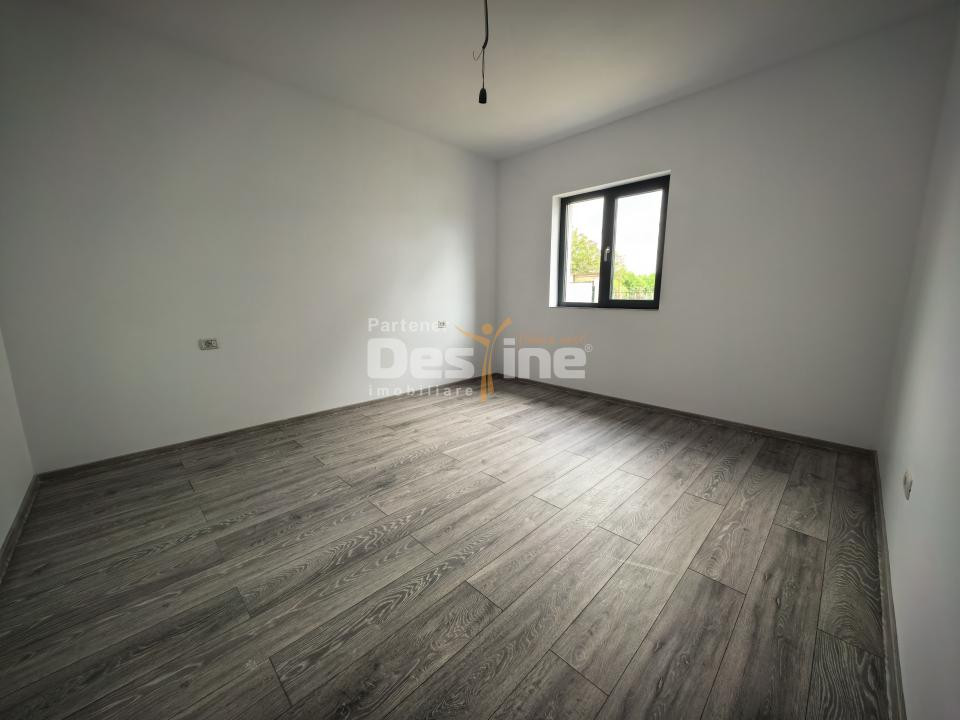 Casă individuală 3 camere 2 bai 313 mp teren Lunca Cetațuii