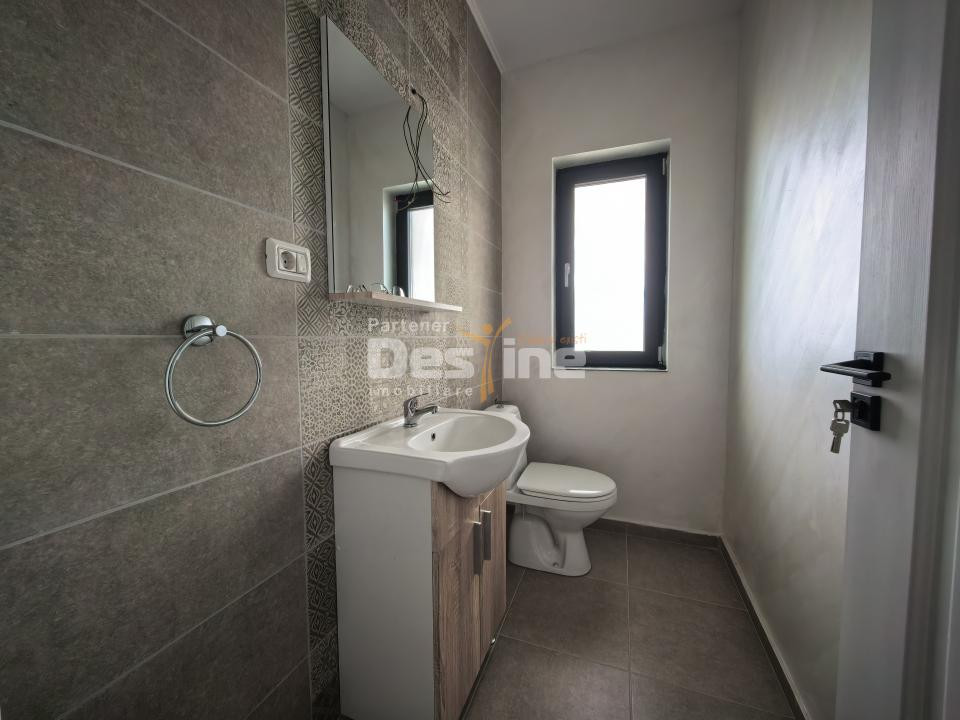 Casă individuală 3 camere 2 bai 313 mp teren Lunca Cetațuii
