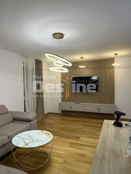 Studio 58 mp la etaj intermediar, cu balcon, situat in Urban Plaza - Astra 