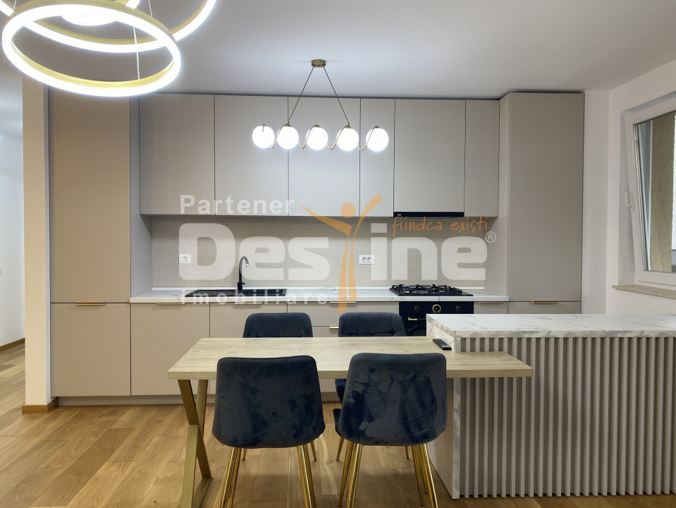 Studio 58 mp la etaj intermediar, cu balcon, situat in Urban Plaza - Astra 