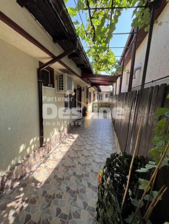 De vânzare casa Palas
