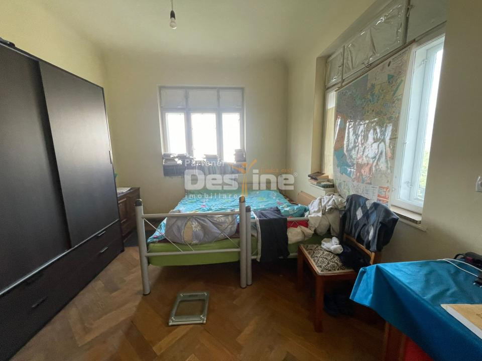 Unirii I Apartament 5 camere I Necesita renovare