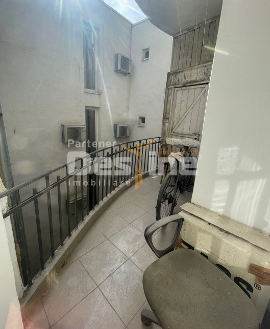 Unirii I Apartament 5 camere I Necesita renovare