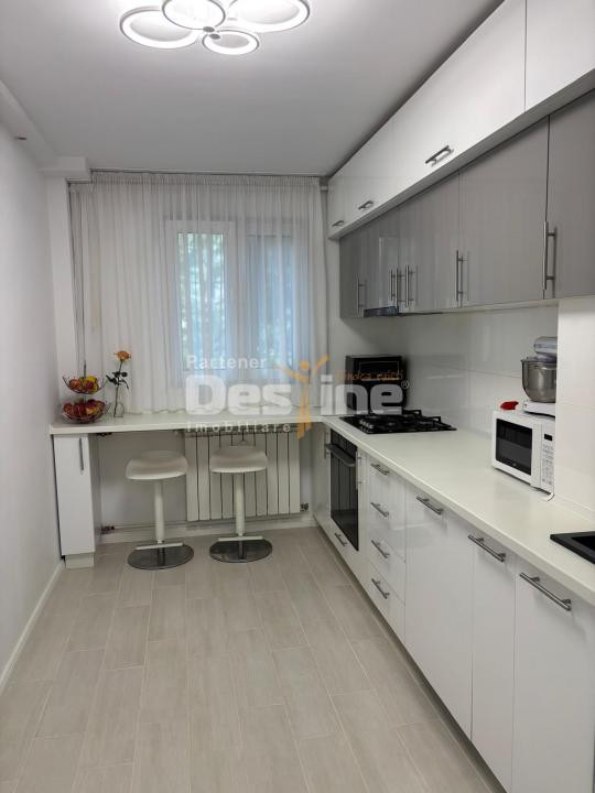 APARTAMENT 4 CAMERE