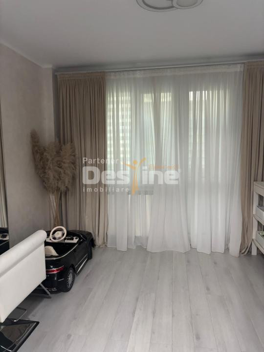 APARTAMENT 4 CAMERE