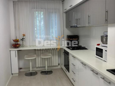 APARTAMENT 4 CAMERE